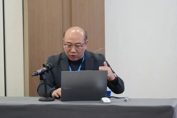 馮增銘教授